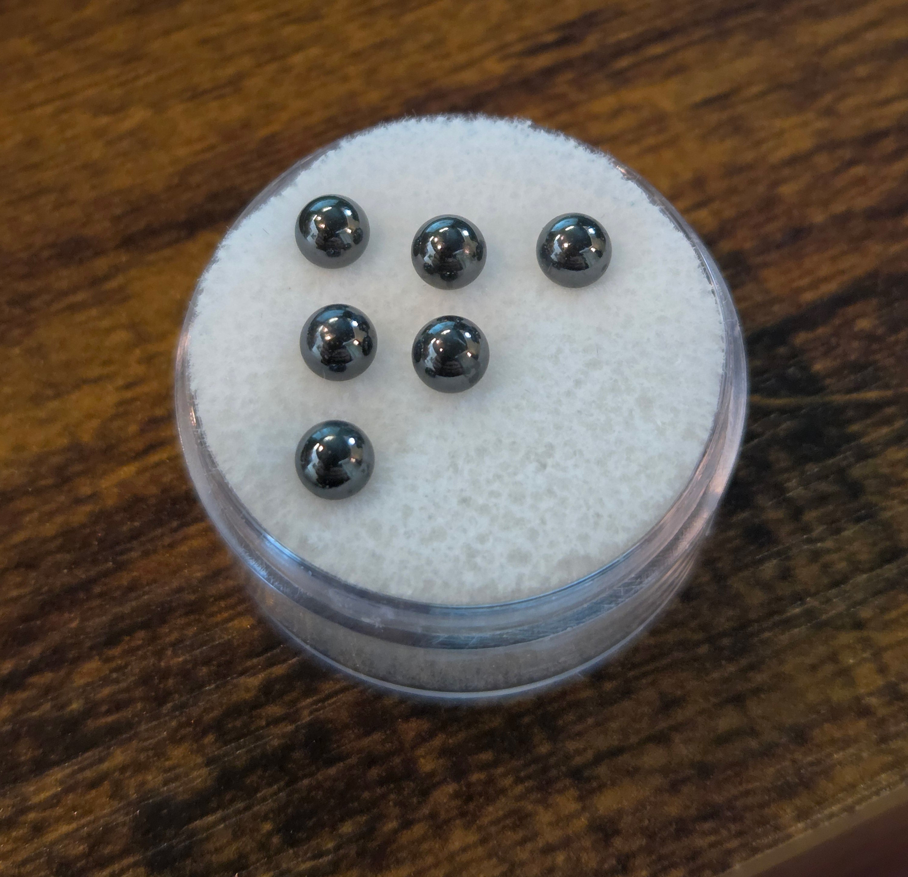 Niobium threadless ball